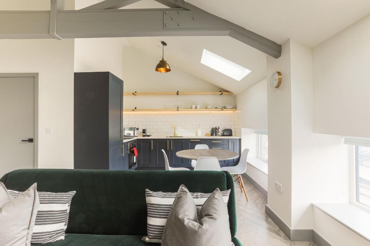 Goodstay Apartments By Urban Space Barry Ngoại thất bức ảnh